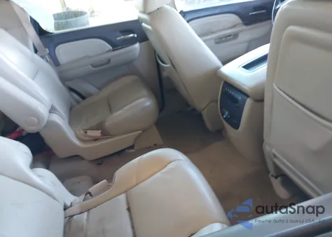 2010 GMC Yukon Denali из США, поврежденный, VIN 1GKUCEEFXAR231671